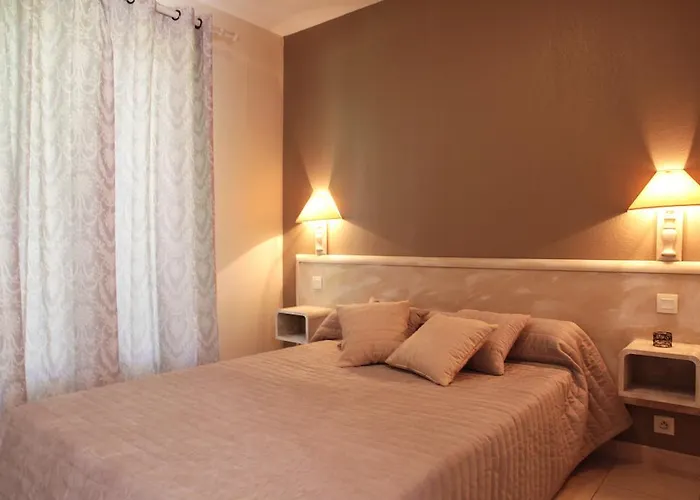 Вилла Domaine Les 4 Vents Патримонио